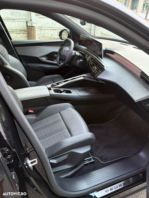 Peugeot 3008 1.2 MHEV 136 e-DCS6 GT - 6