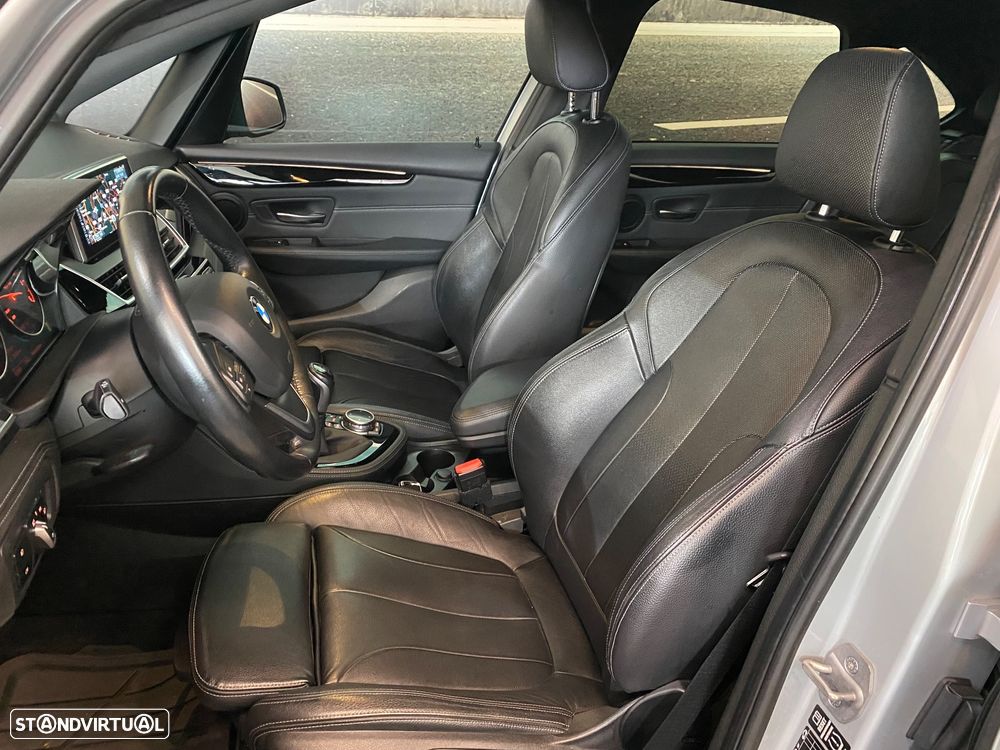 BMW 218 Active Tourer d Line Sport - 6