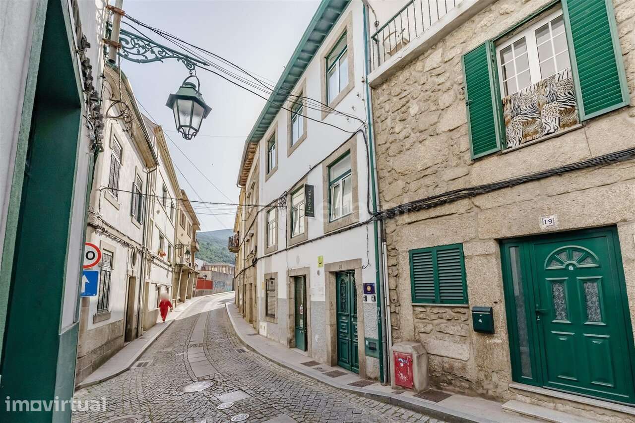 Moradia em Banda T4 / Covilhã, Covilhã - Grande imagem: 3/18