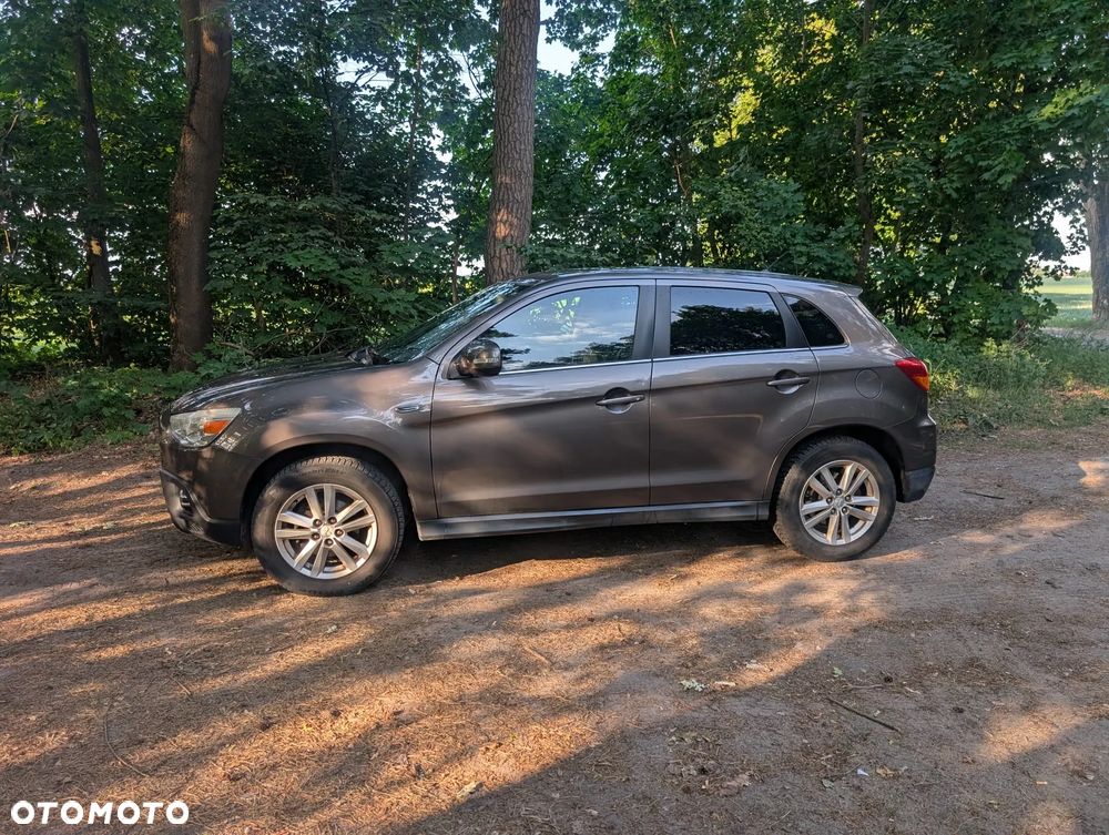 Mitsubishi ASX - 3