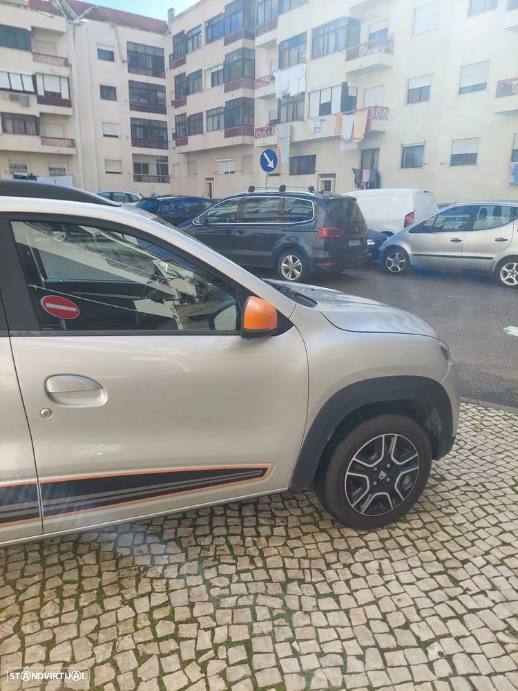 Dacia Spring Comfort Plus - 14