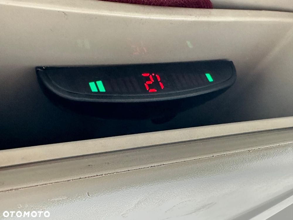 Ford TRANSIT CUSTOM - 19