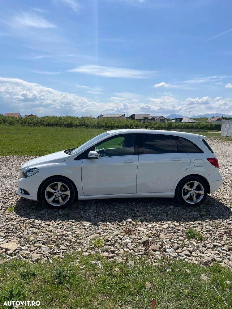 Mercedes-Benz B 180 CDI (BlueEFFICIENCY) 7G-DCT - 4