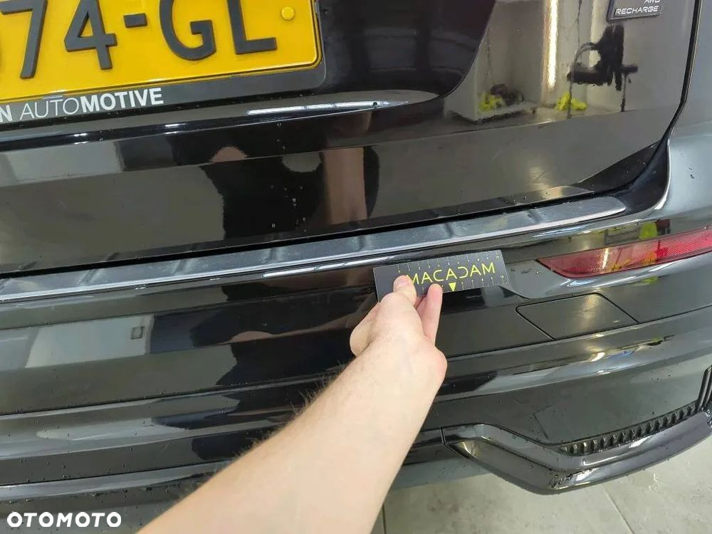 Volvo XC 60 T6 Plug-In Hybrid AWD Plus Black Edition - 18
