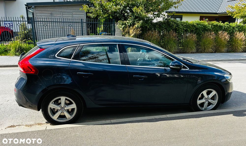 Volvo V40 D4 Drive-E Momentum - 6
