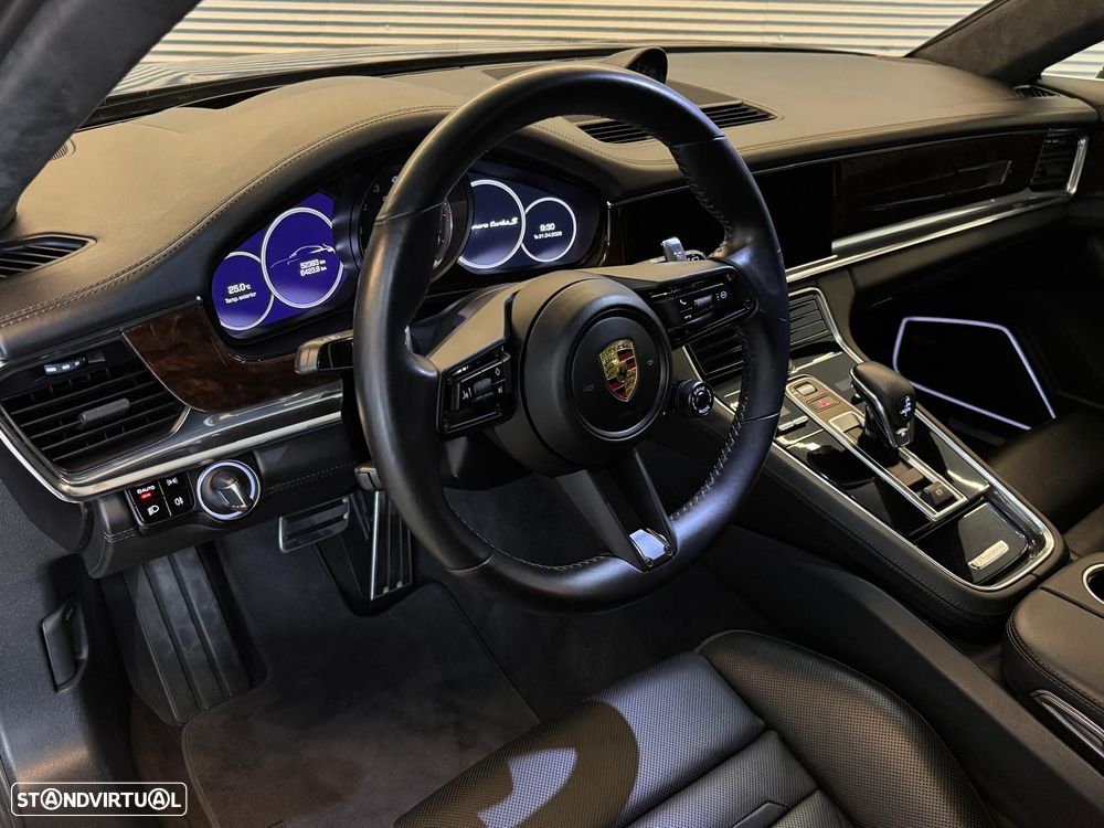 Porsche Panamera Sport Turismo Turbo S E-Hybrid - 16