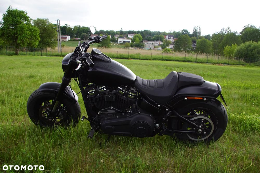 Harley-Davidson Dyna Fat Bob - 1