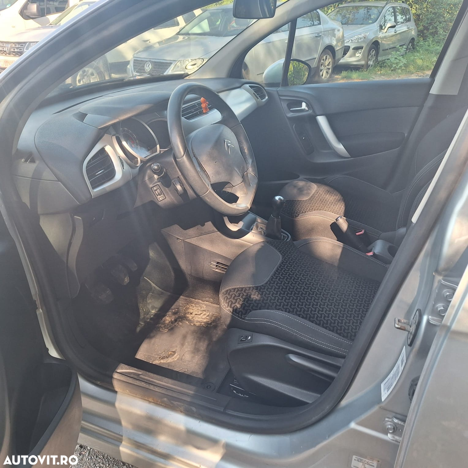 Citroën C3 HDi 70 FAP Attraction - 5