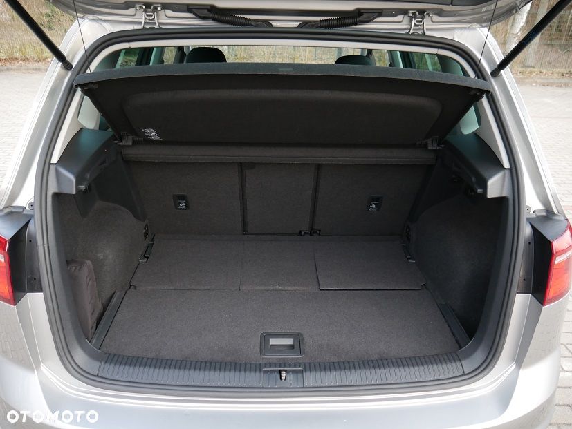 Volkswagen Golf Sportsvan - 25