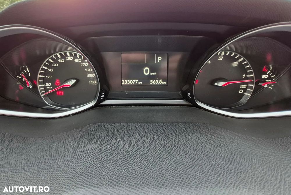Peugeot 308 1.5 BlueHDi FAP STT EAT8 Allure - 8