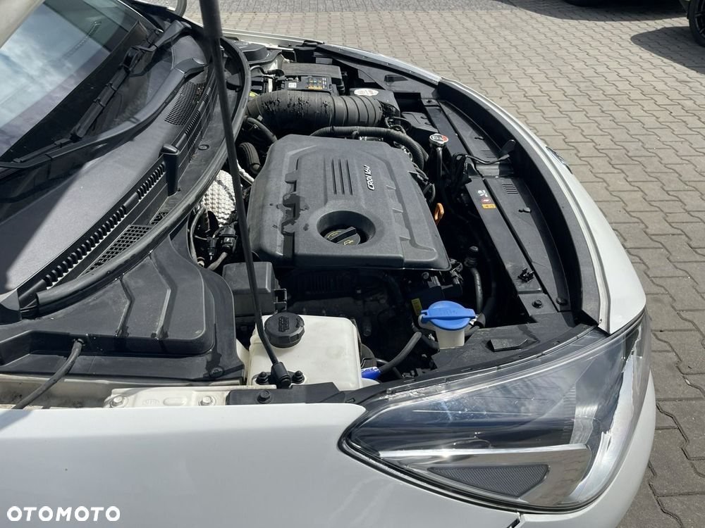 Kia Rio 1.4 crdi M - 13