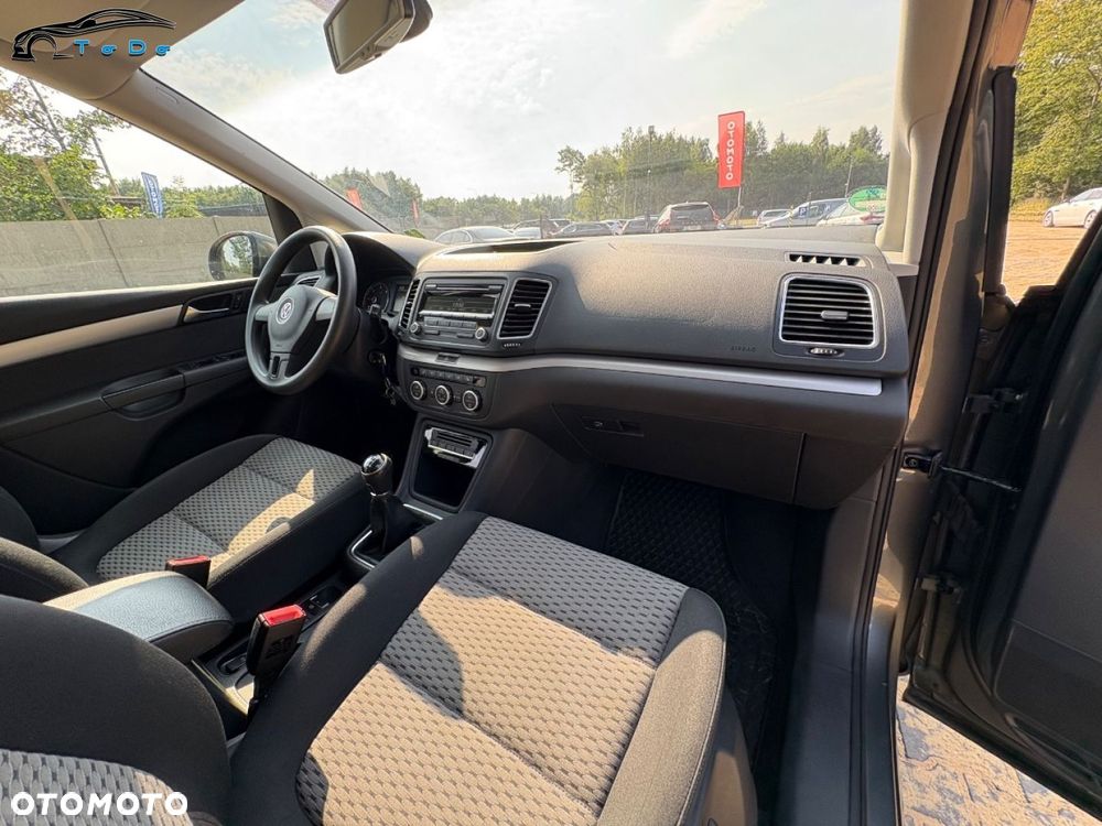 Volkswagen Sharan 2.0 TDI Highline - 17