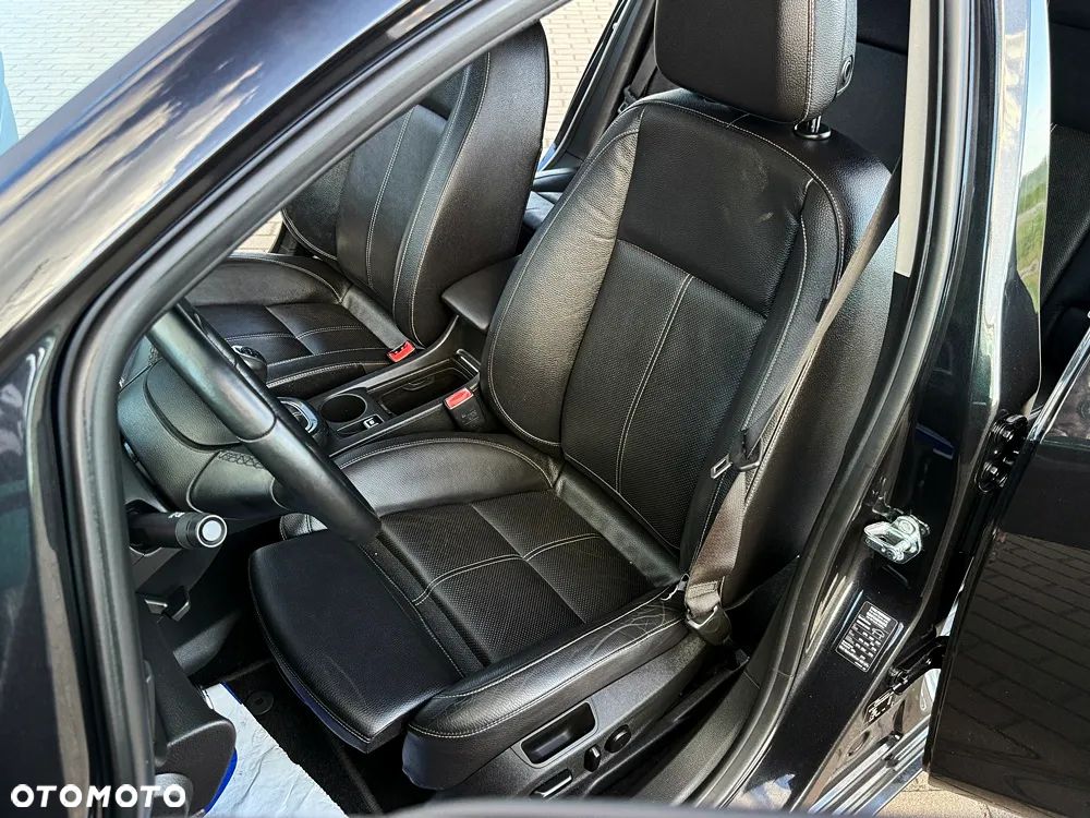 Opel Astra 1.4 Turbo - 29