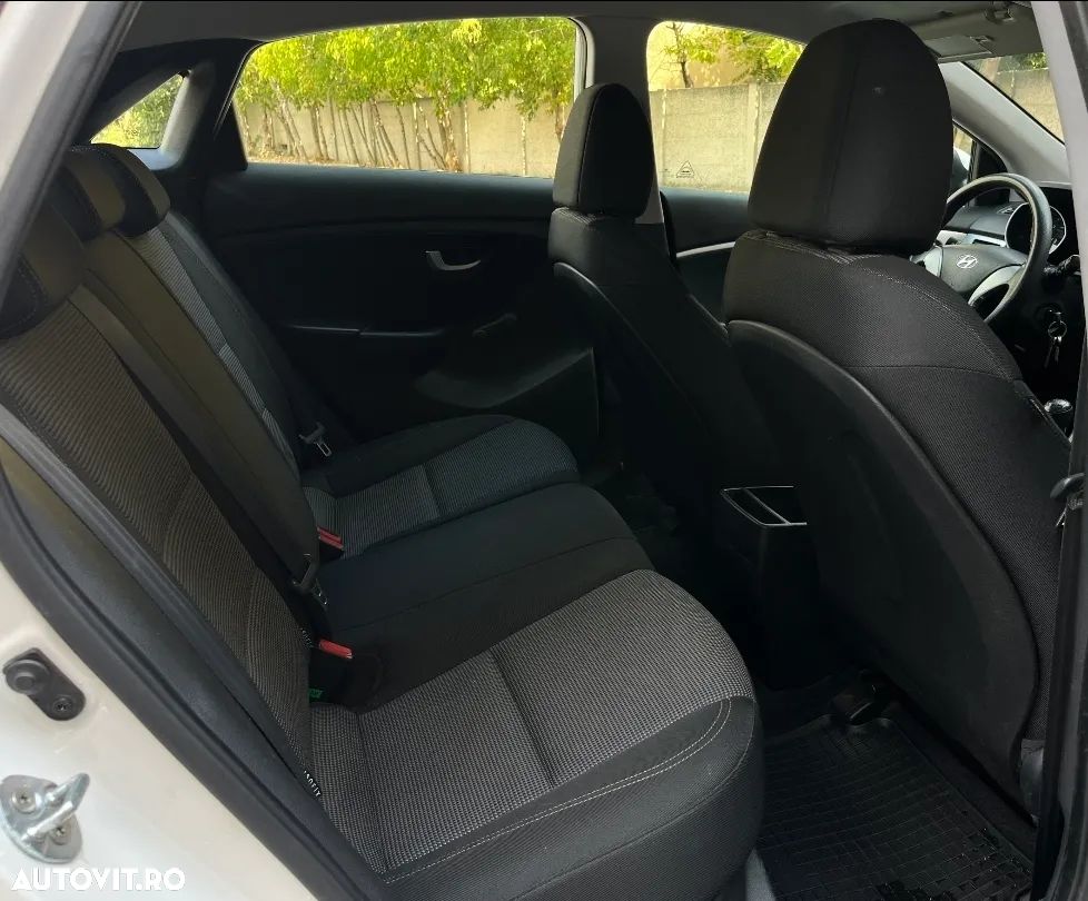 Hyundai i30 1.4 CRDi Trend - 8