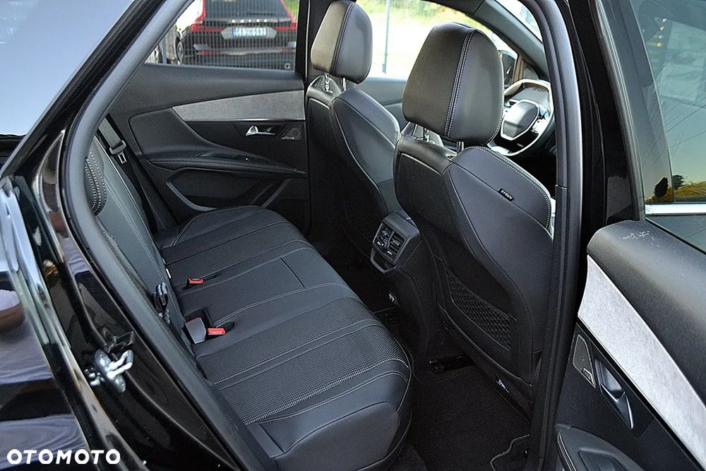 Peugeot 3008 - 18