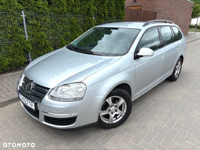 Volkswagen Golf 1.9 TDI DSG DPF Trendline - 11