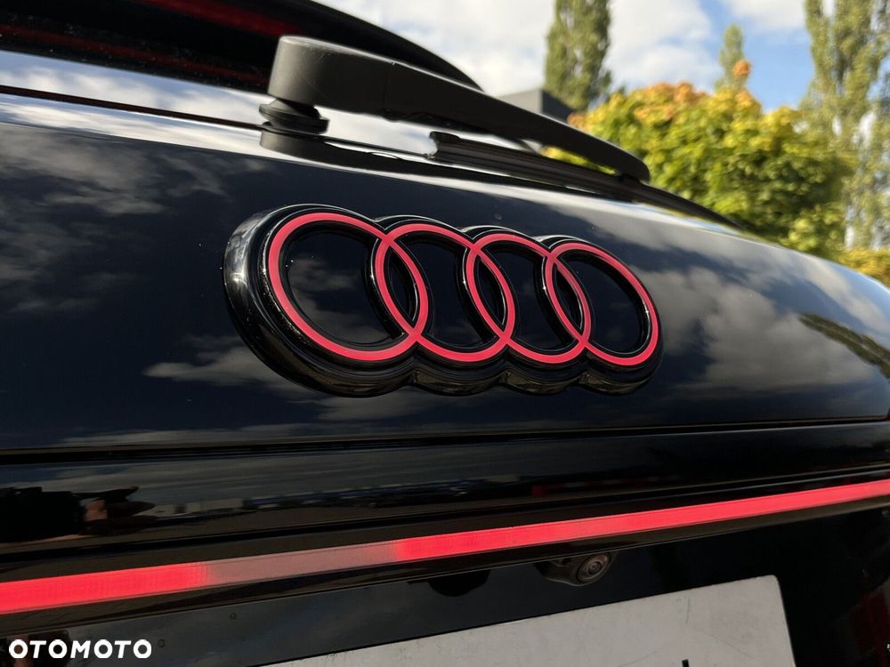 Audi Q3 Sportback - 11
