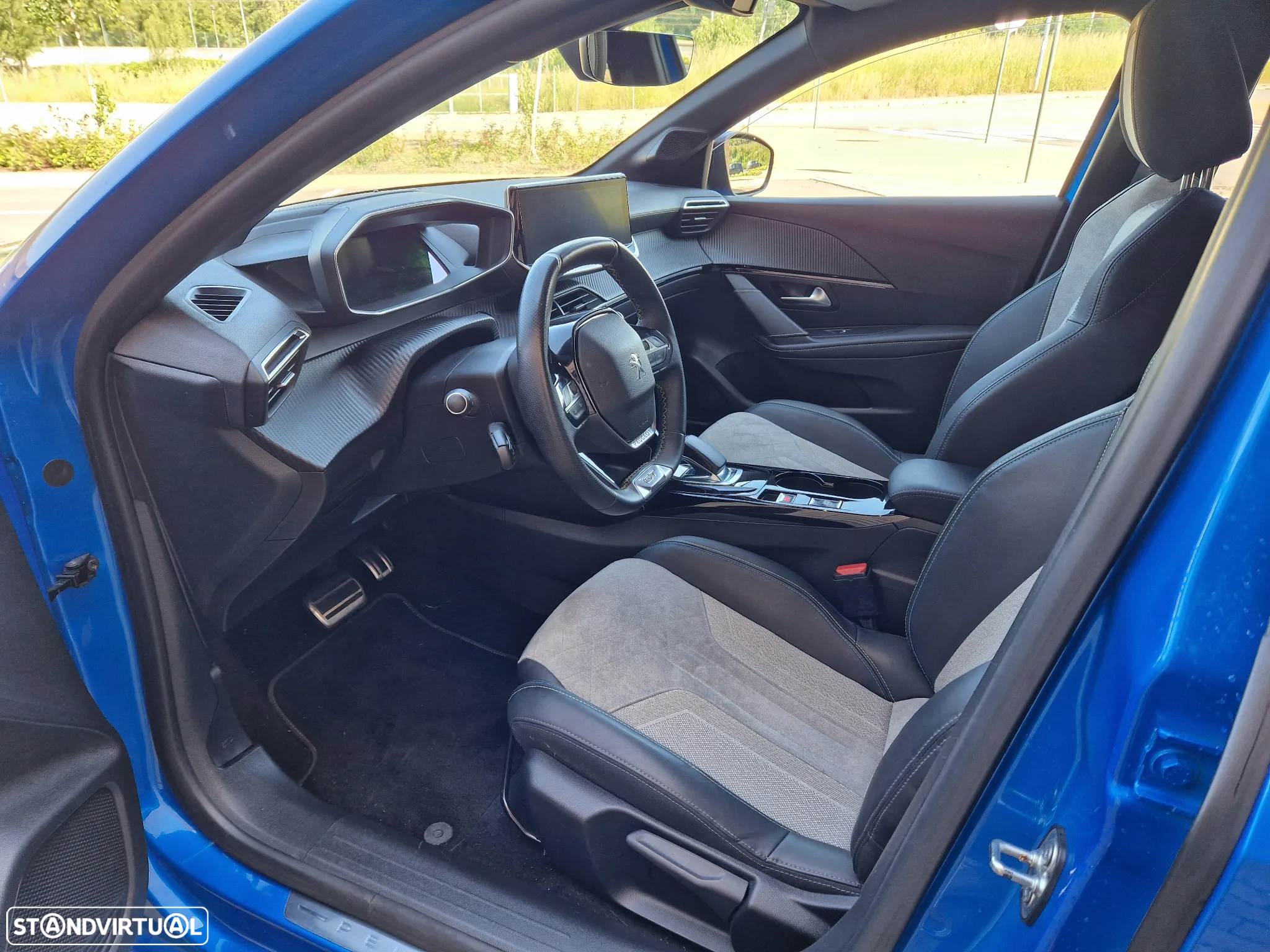 Peugeot e-208 50 kWh GT Line - 19