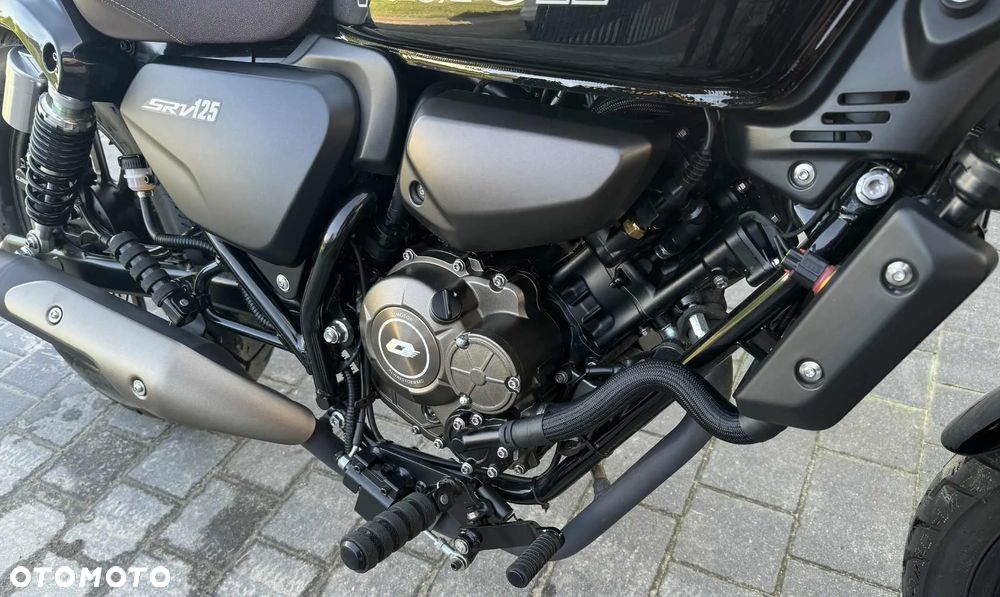 QJMOTOR SRV 125 - 19