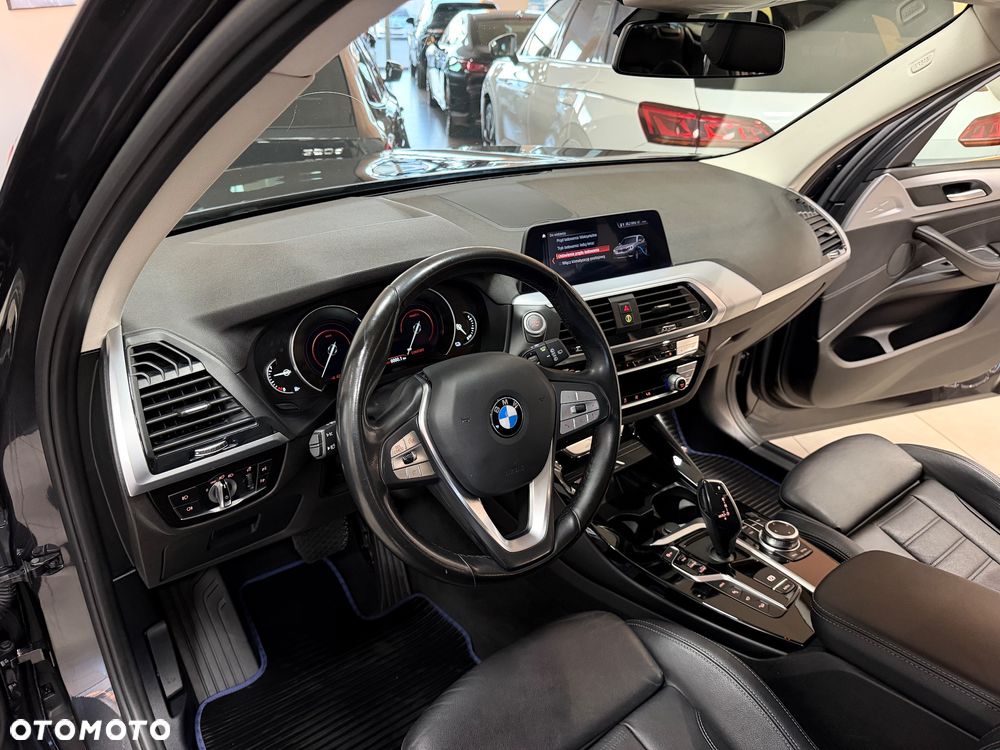 BMW X3 xDrive30e Luxury Line - 27