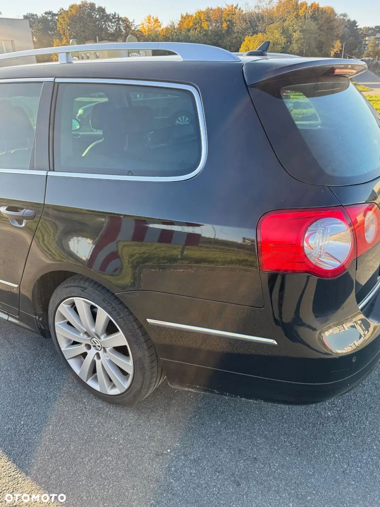 Volkswagen Passat Variant 2.0 TDI DPF R-Line Edition Plus - 24