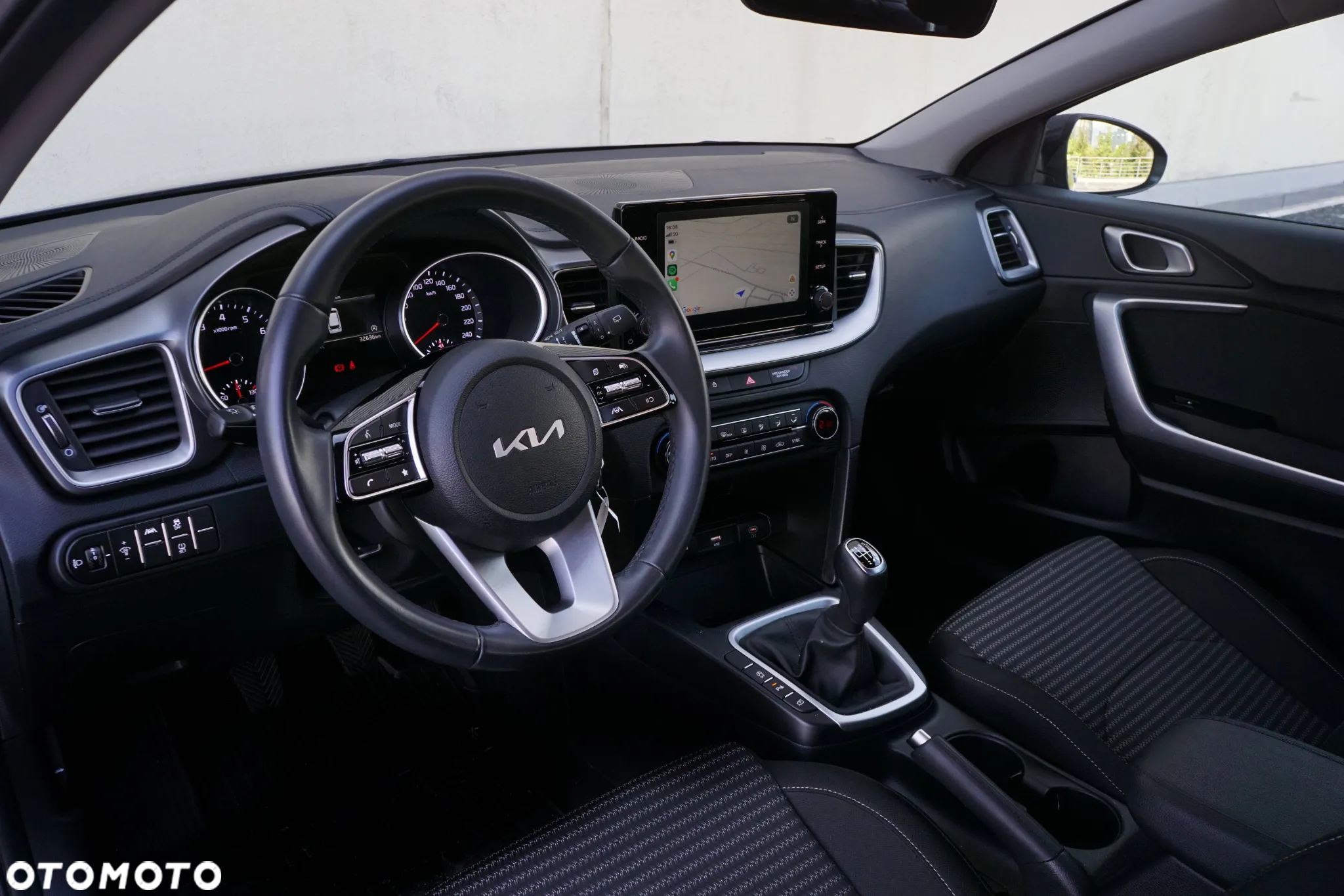 Kia Ceed 1.5 T-GDI M - 11