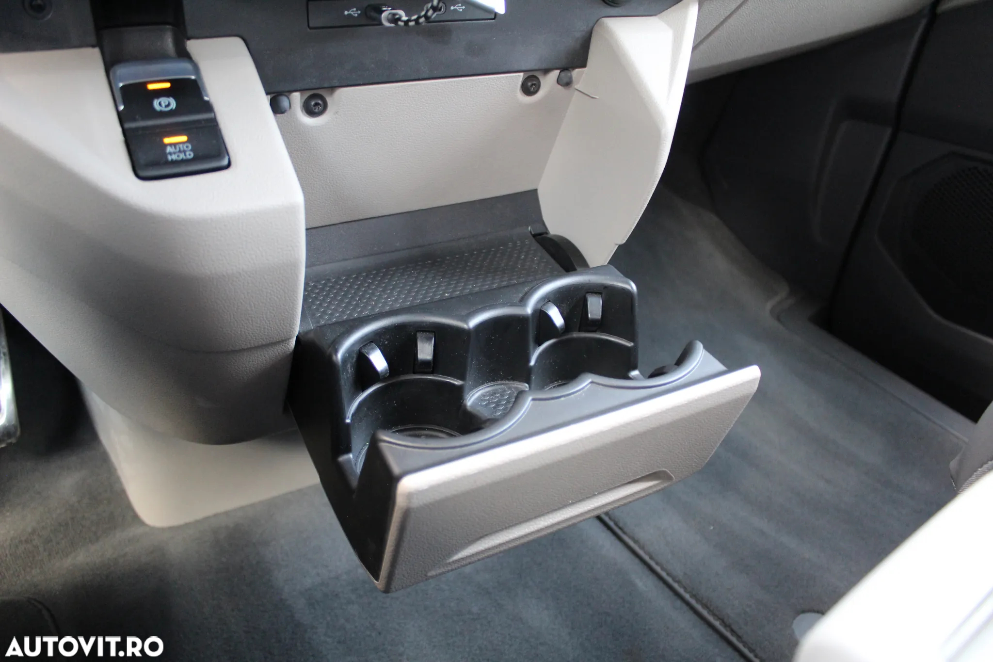 Volkswagen Multivan L 2.0 TDI DSG 110KW Style - 37