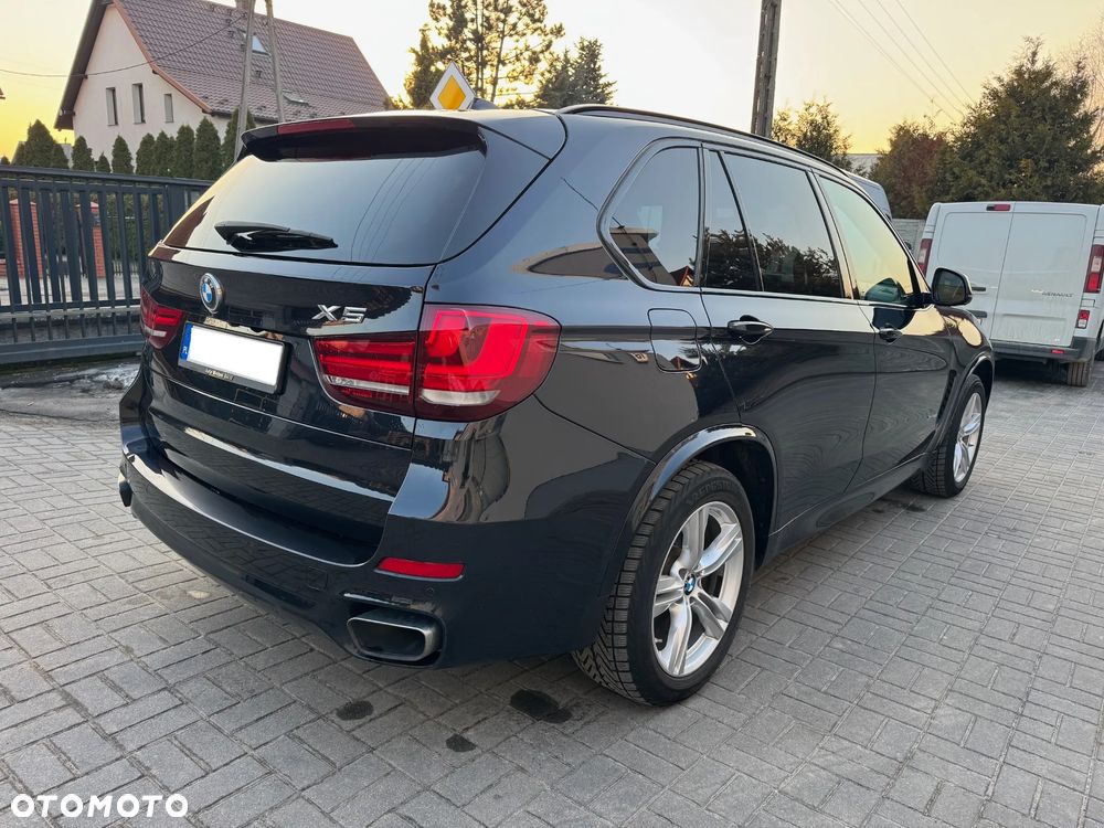 BMW X5 xDrive50i Sport-Aut - 4
