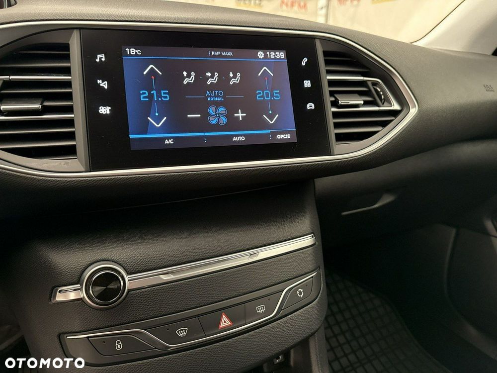 Peugeot 308 - 27