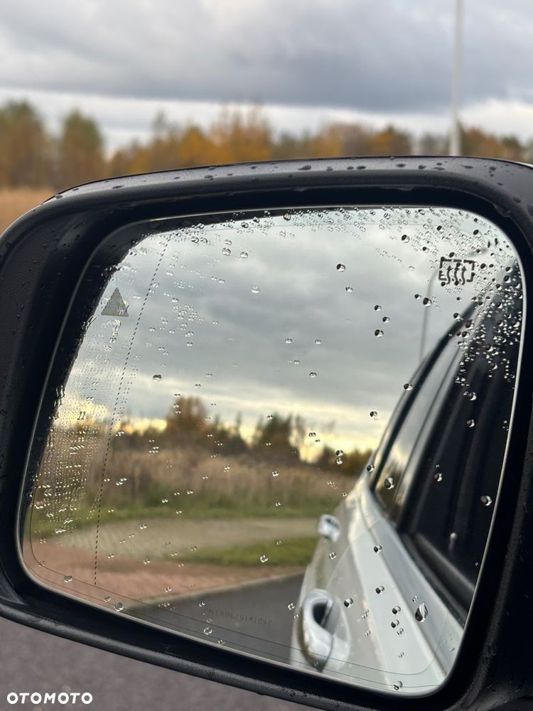 Jeep Grand Cherokee 5.7 V8 HEMI Summit - 29