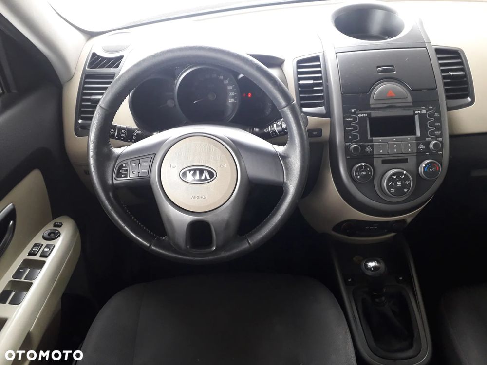 Kia Soul 1.6 L - 40