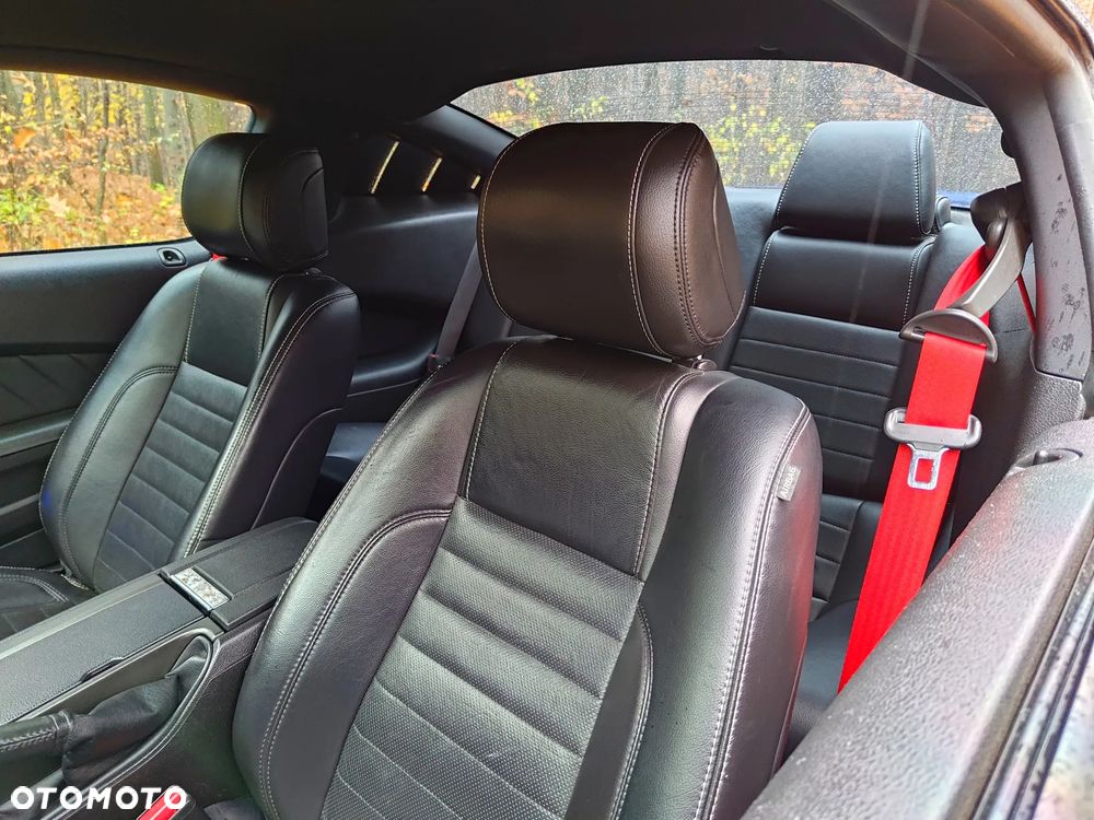 Ford Mustang 3.7 V6 Premium - 10