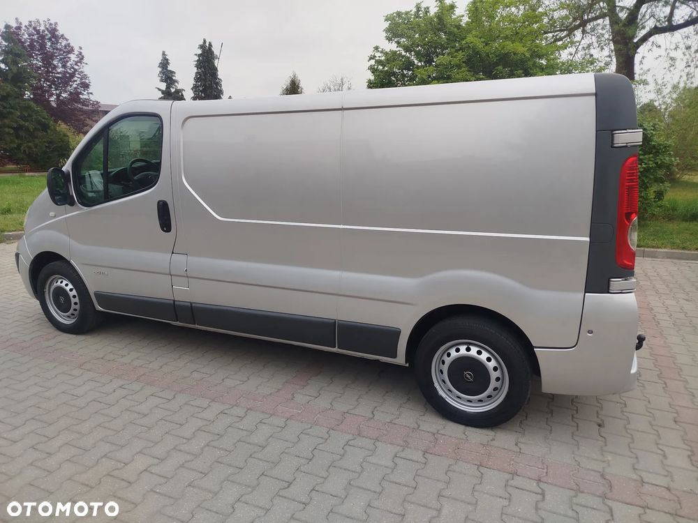 Renault Trafic - 11