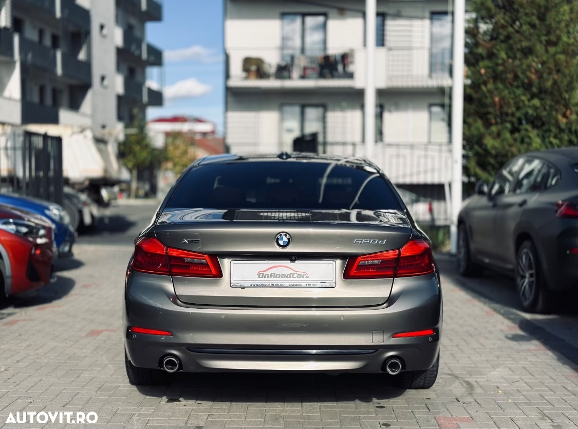 BMW Seria 5 520d xDrive AT - 11