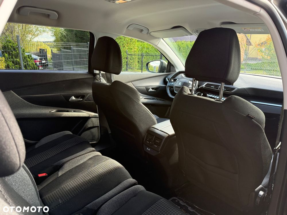 Peugeot 5008 1.5 BlueHDi Allure S&S EAT8 - 13