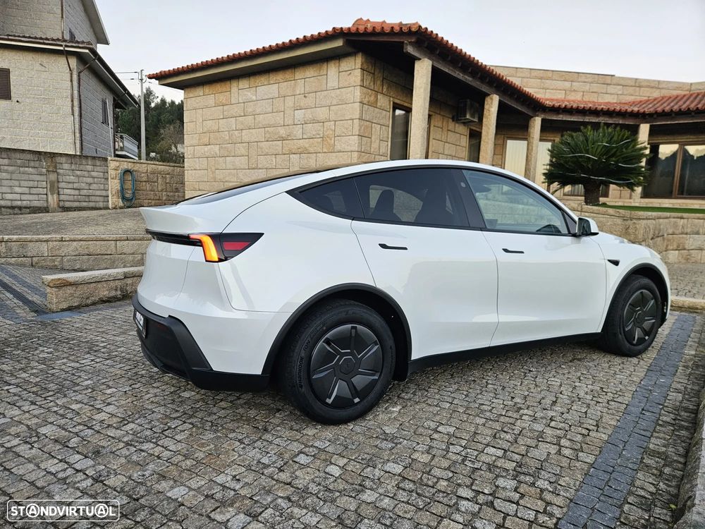 Tesla Model Y Tração Traseira - 6