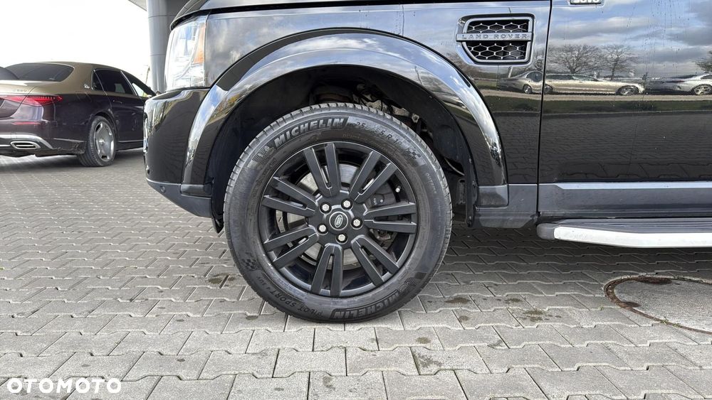 Land Rover Defender - 18