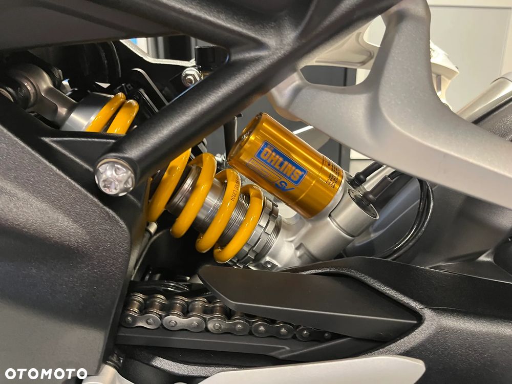 Triumph Speed Triple - 9