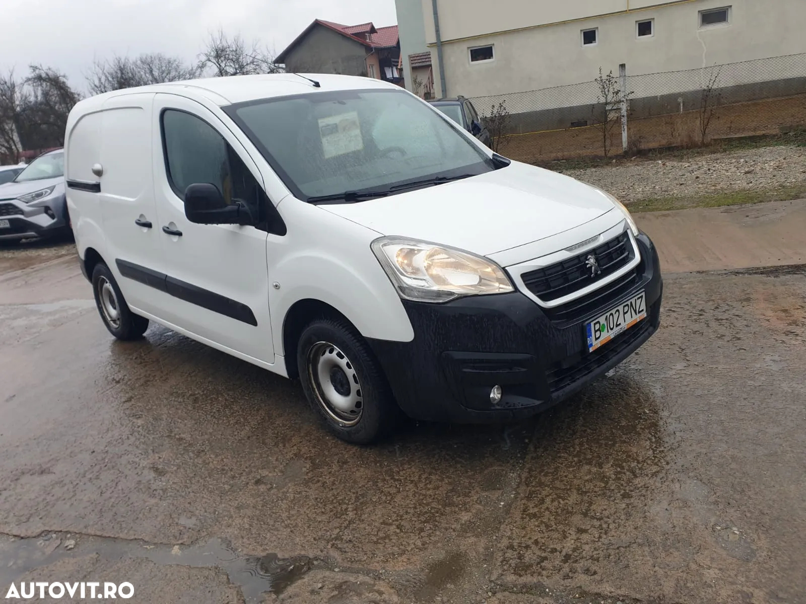 Peugeot Partner Combi 1.6 HDi 75 CP Confort FAP - 3