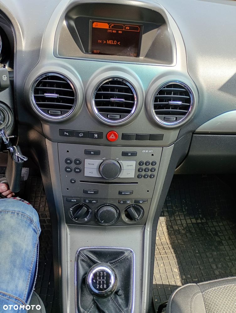 Opel Antara - 11