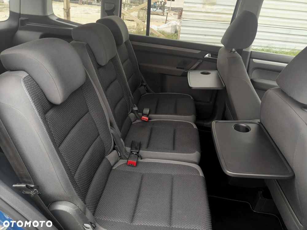 Volkswagen Touran 1.6 TDI DPF BlueMotion Technology Comfortline - 25