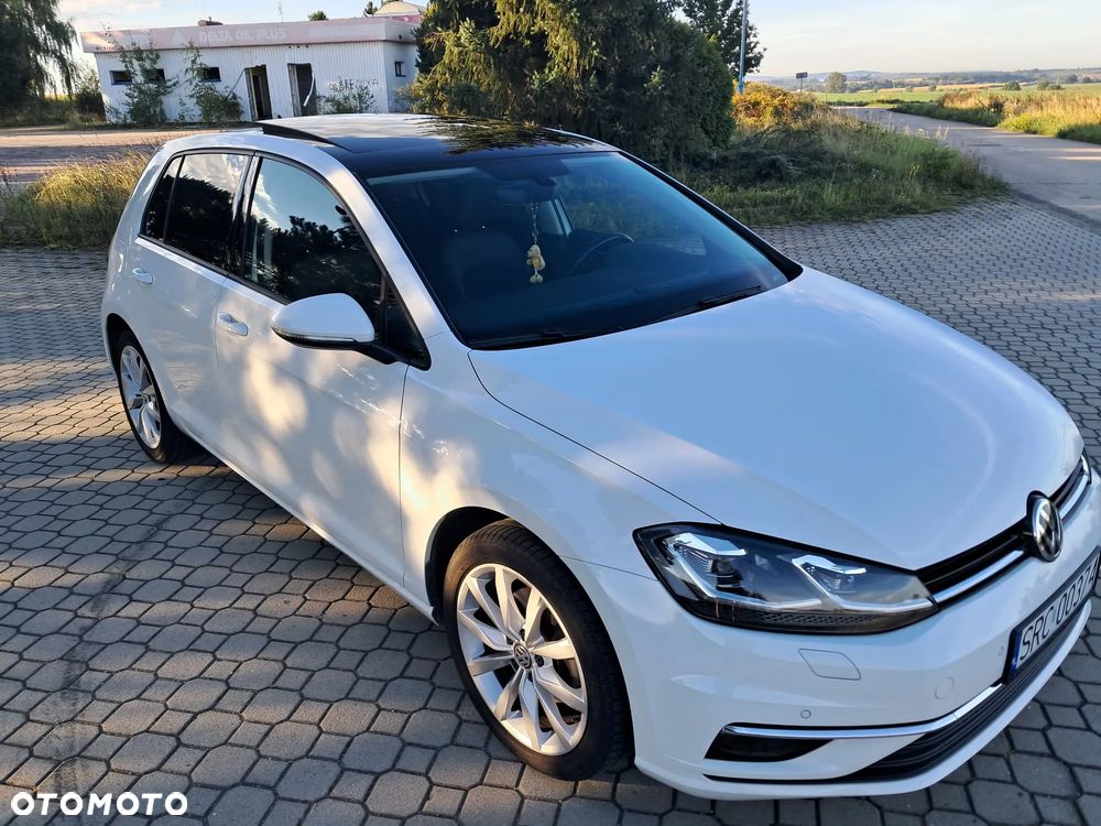 Volkswagen Golf - 10