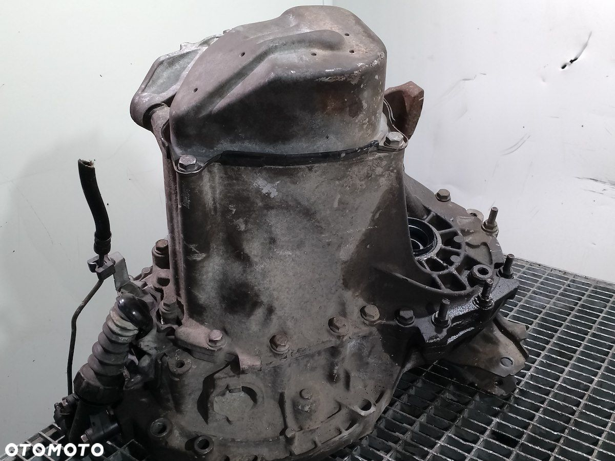 SKRZYNIA BIEGÓW MANUALNA CITROEN C3 20CQ08 1.1 8V - 6