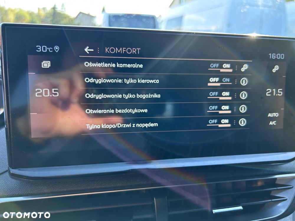 Peugeot 3008 1.6 PureTech GT S&S EAT8 - 35