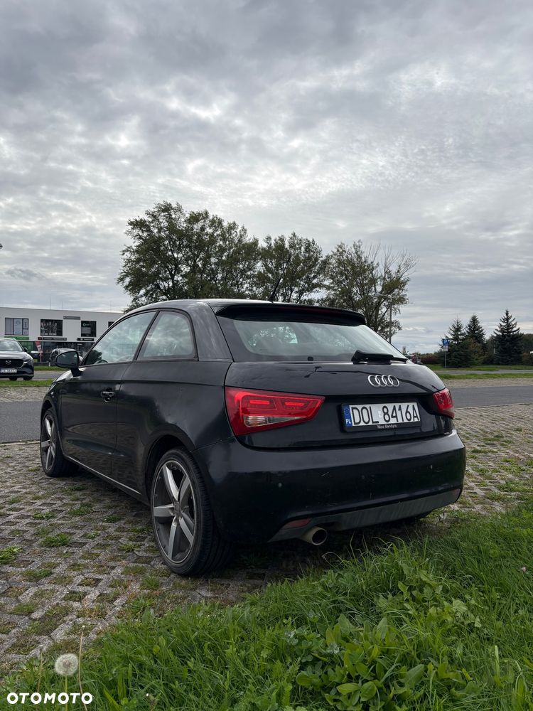 Audi A1 2011 photo 4
