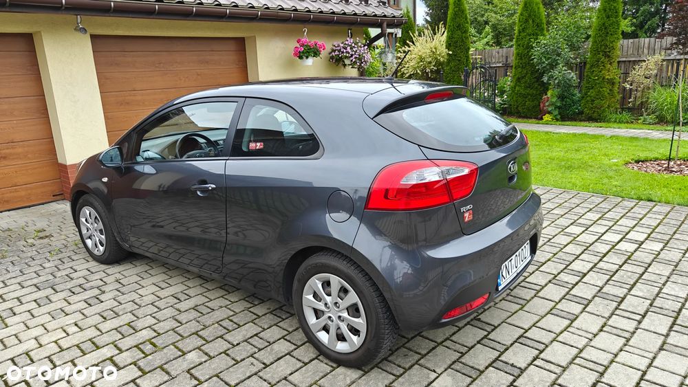 Kia Rio 1.2 M - 4