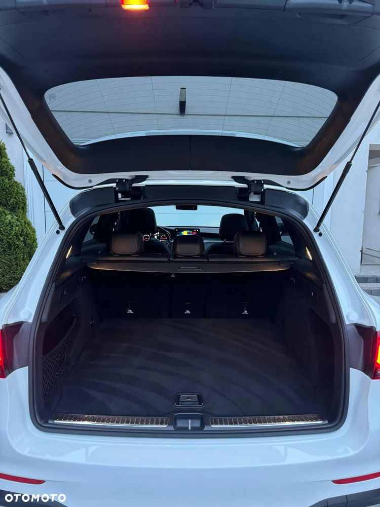 Mercedes-Benz GLC 300 4Matic 9G-TRONIC AMG Line - 15