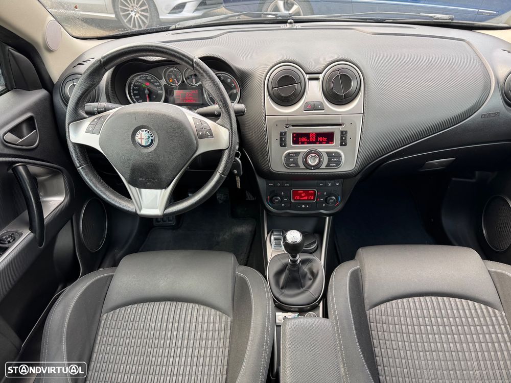 Alfa Romeo MiTo 1.4 MultiAir Distinctive - 12