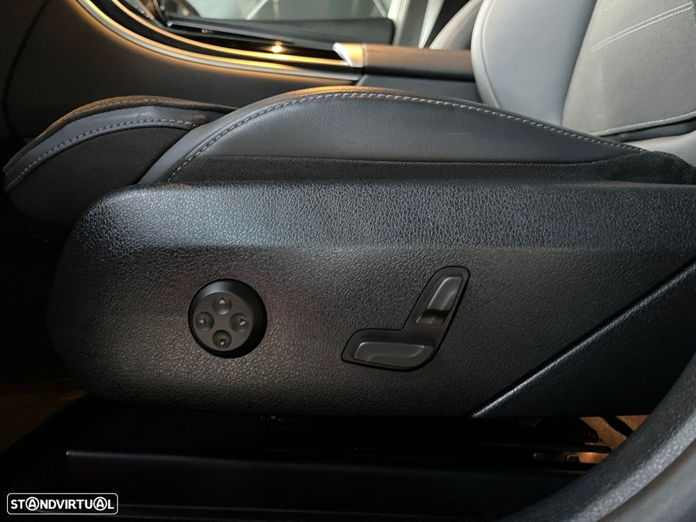 Mercedes-Benz GLC 300 de Coupe 4Matic 9G-TRONIC Edition AMG Line - 23