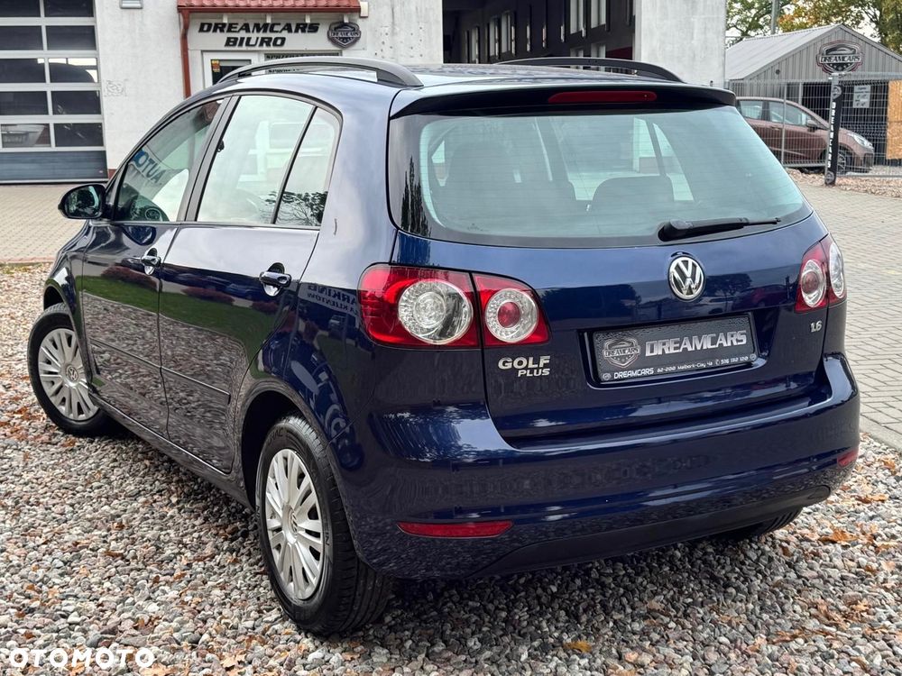 Volkswagen Golf Plus - 9